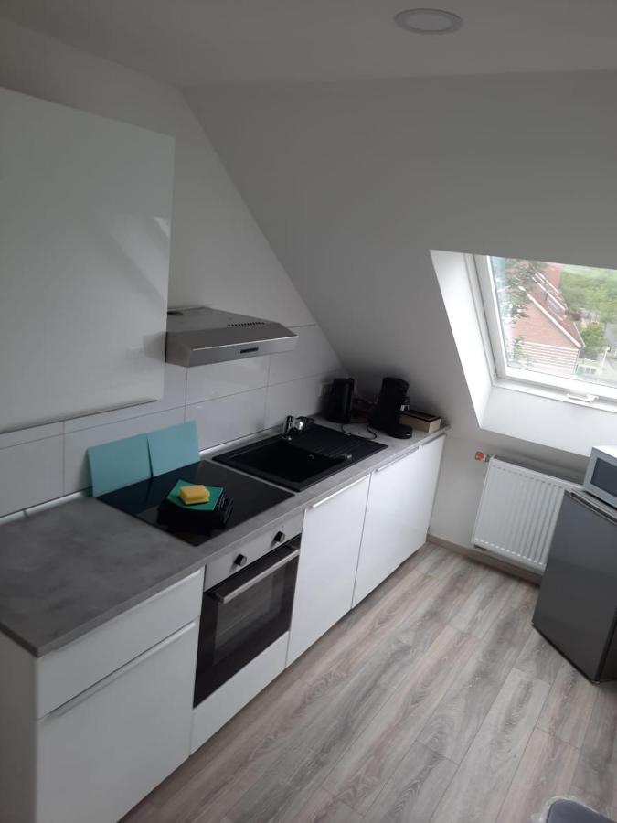 Ferienwohnung Apartment - Free Parking - Wifi - Kitchen Essen Exterior foto